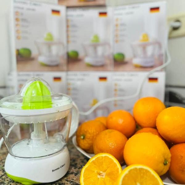 Presse-agrumes électrique
