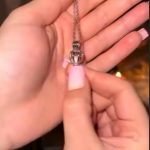 قلادة اللؤلؤة